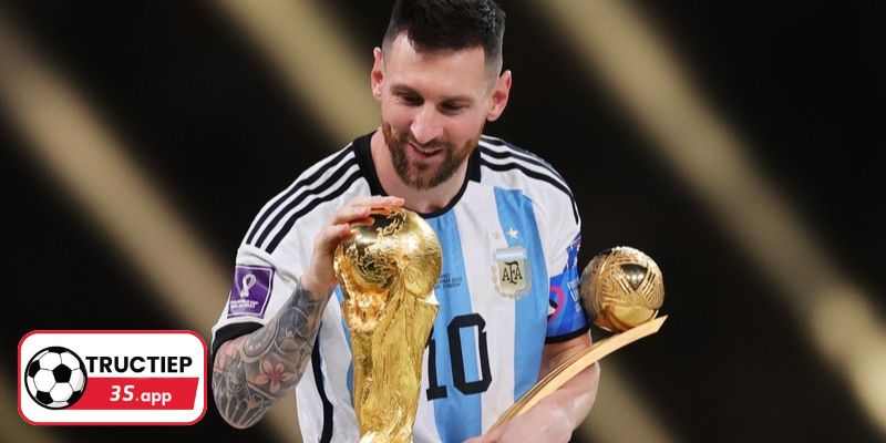 Messi - Thiên tài bóng đá toàn năng