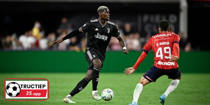 tắc trong bóng đá là gì