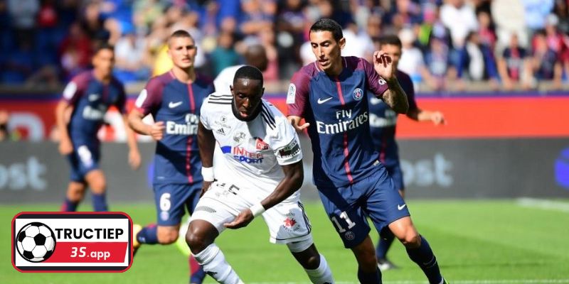 Việt vị trong bóng đá là gì với hệ thống phòng ngự